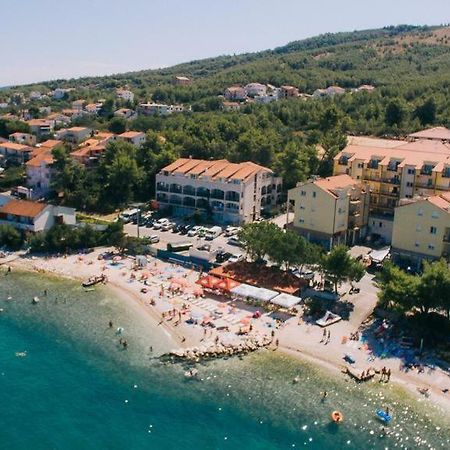 Apartments By The Sea Arbanija, Ciovo - 17332 Trogir Exterior photo