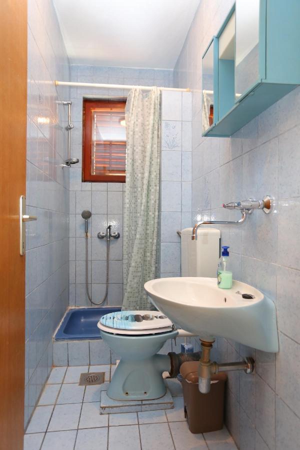 Apartments By The Sea Arbanija, Ciovo - 17332 Trogir Exterior photo